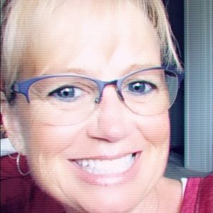 Meet your Posher, Deborah